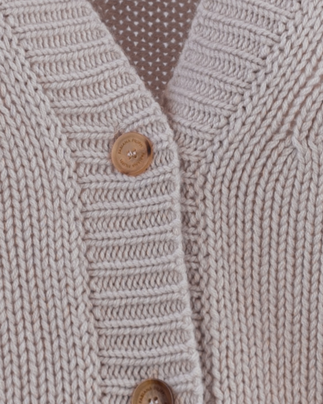 shop FABIANA FILIPPI  Cardigan: Fabiana Filippi cardigan in Platinum garzato.
Filato Platinum garzato.
Dettaglio in punto luce.
Bottoni.
Maniche lunghe.
Tessuto: 75% lana 15% seta 10% cashmere.
Fabbricato in Italia.. MAD213F055N128-8154 number 3836239